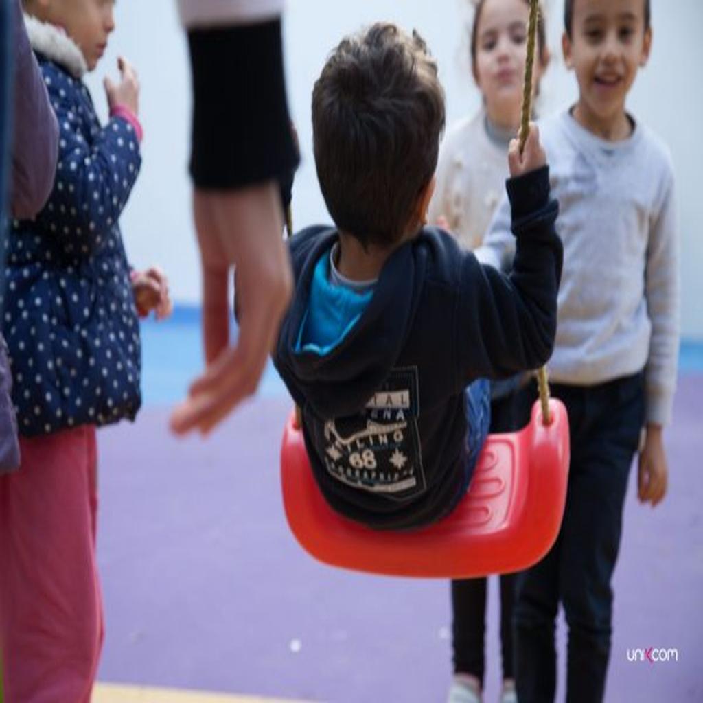 children_swing_1024x1024